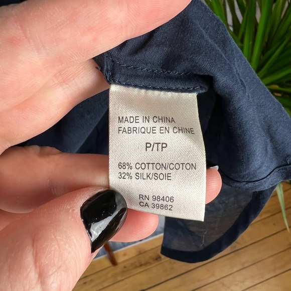 Theory March Shirt Cotton/Silk Blend - Picture 6 of 6